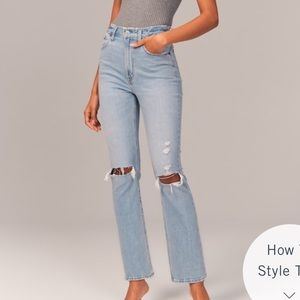 NWOT Abercrombie and Fitch Ultra High Rise Ankle Straight Jeans 29 / 8 R